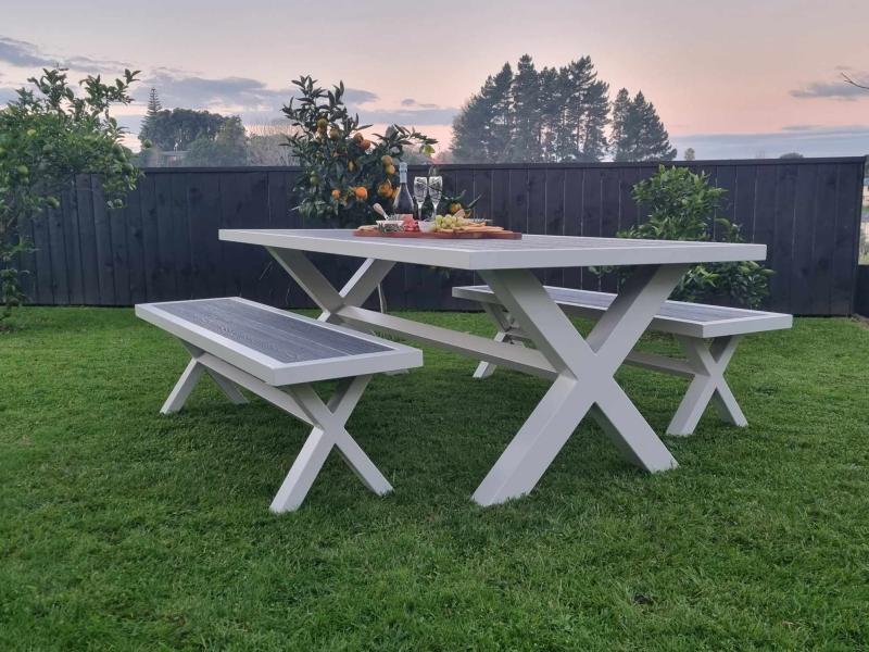 Gianni-Table-5